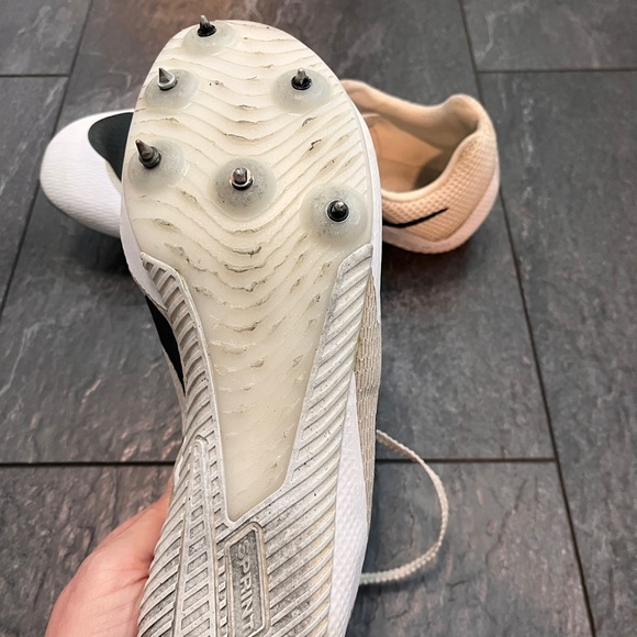 Nike Track Spikes - Picture 2 of 3